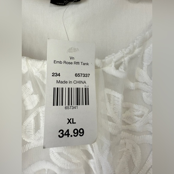 Calstyle Floral Lace Overlay and Ruffled Scalloped Hem Tank Top Size XL NWT - Picture 4 of 4